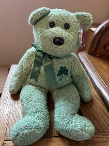 TY BEANIE BUDDY CUTE SHAMROCK THE BEAR WITH TAG PLUSH TOY & FREE SHIPPING - Picture 1 of 3