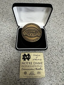 2014 NOTRE DAME FOOTBALL SHAMROCK SERIES COMMEMORATIVE BRONZE MEDALLION - Picture 1 of 4