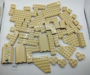 Lego Lot Tan Bricks Hearts Panels From Friends Modular Star Wars Architecture - Picture 1 of 7