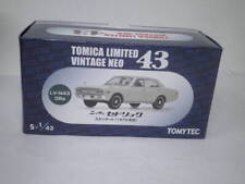 Tomica Limited Vintage NEO 43 LV-N43 08a Nissan Cedric Standard 1973 model F/S