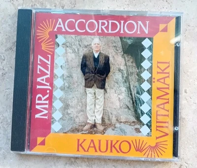 . KAUKO VIITAMAKI. MR JAZZ ACCORDION.  CD - Image 1 of 2