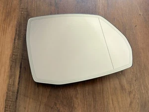 Audi GENUINE Q5 FY Q7 4M RH Mirror Glass Dimming Heating fr 2016 Year 4M0857536E - Picture 1 of 10