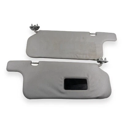 Par de parasol gris vinilo para conductor y pasajero Toyota RAV4 1996-2000 Foto 1 de 4