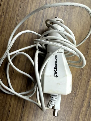 Official Nintendo DS Charger / Car Charge - Nintendo DS Accessory - Image 1 of 3