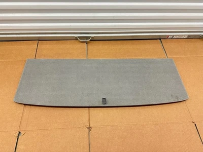 Cubierta de alfombra de panel de piso de repuesto para maletero Toyota Highlander 2016-2019 Foto 1 de 4