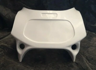 Suzuki GSXR1100M 1989/90 Front Fairing Nosecone Panel Fiberglass — 第 1/4 张图片