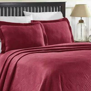 Geometric Fret Cotton Matelasse Decorative Bedspread and Pillow Sham Set - Picture 1 of 72