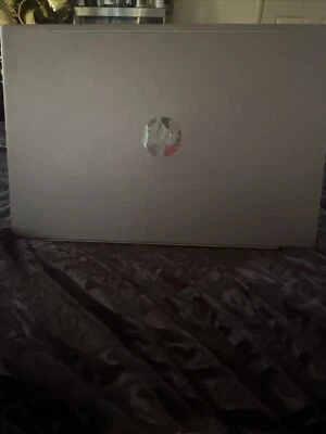 hp pavilion laptop 15-cs3xxx - Image 1 of 2