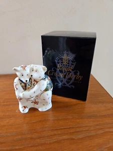 Royal Crown Derby Bear Hug Miniature (Boxed) - Picture 1 of 5