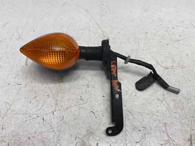 03I23 Yamaha FZ 600 2009 intermitente trasero izquierdo 5PW-83310-10-00 Foto 1 de 4