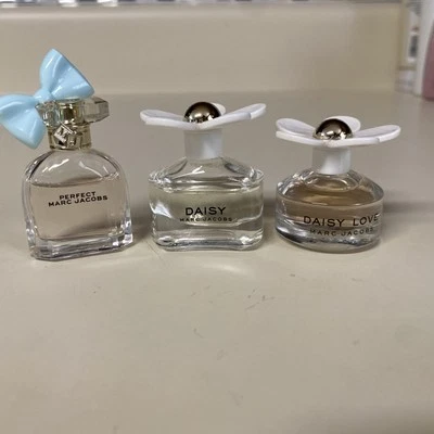 Perfect Daisy Love Daisy por MARC JACOBS Eau de Toilette Splash 0,13 OZ Viaje Foto 1 de 3