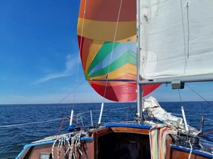 Segelboot Waarship 570 Kielboot mit hafentrailer  - Bild 1 von 10