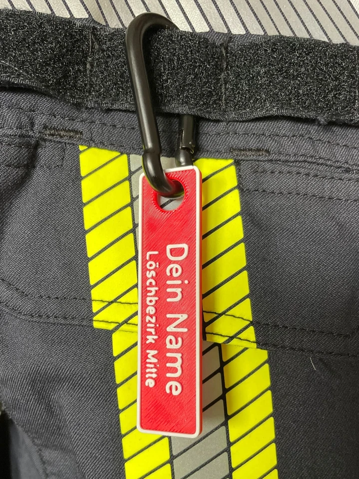 Feuerwehr Namensschild Anhänger Atemschutz Kennung Einsatzjacke  /  2-zeilig - Bild 1 von 4