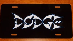 PLACA DE LICENCIA DE ARTE ""DODGE"" Hash Marks en placa de aluminio NEGRA o BLANCA - Imagen 1 de 4