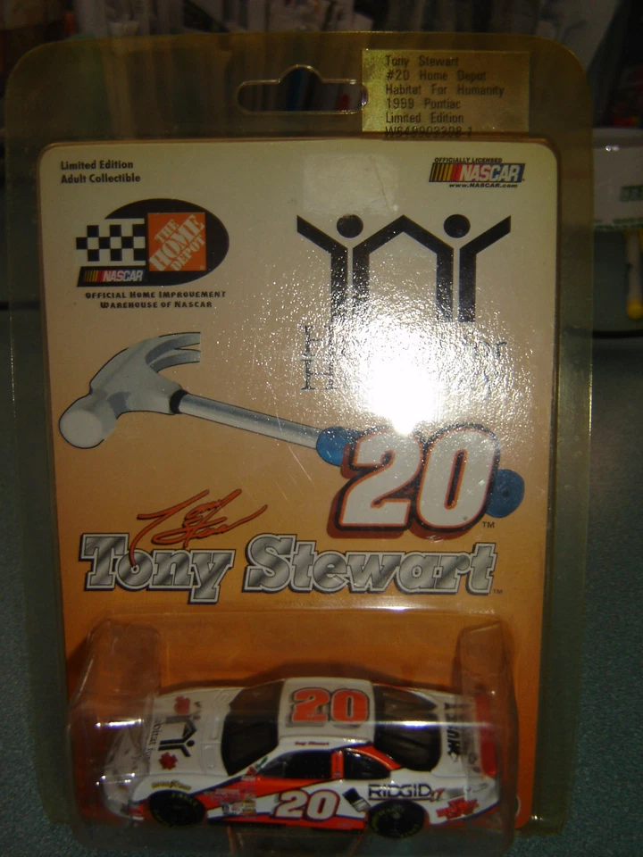 新秀 1999 年 Tony Stewart #20 Home Depot / Habitat For Humanity Action 1/64 — 第 1/1 张图片