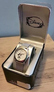 New In Box Disney Unisex Mickey Mouse Silver Mesh Band Analog Watch - Picture 1 of 7