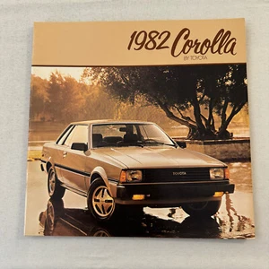 1982 Toyota Corolla Car Sales Brochure Catalog DLX SR5 Coupe Hardtop Wagon - Picture 1 of 10