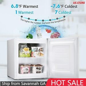 Chest Freezers 1.1 CuFt, Reversible, with Adjustable Thermostat,White,Ga