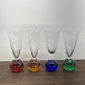 Vintage MCM Set 4 Cordial Schnapsgläser Luftblase farbig Kugelboden Sockel 4,5" - Bild 1 von 8