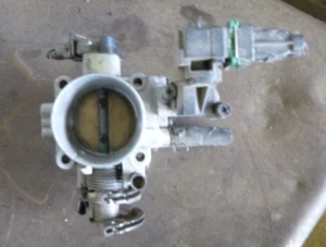 Hyundai Sonata EF-B 4/01-5/05 4cyl Throttle Body - Picture 1 of 4