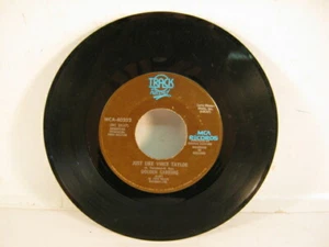 Golden Earing 45 RPM 7 in. Record - Radar Love & Just Like Vince Taylor - MCA - Picture 1 of 2