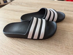 Adidas Unisex Size 3 Sliders - Picture 1 of 3