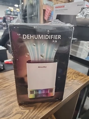 NineSky 除湿机水箱 35 盎司,300 平方英尺 5L 升 旋转式 C1 黑色 — 第 1/3 张图片