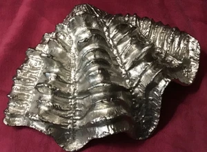 Usado: Centro de mesa de aluminio fundido con cubierta de 13” con temática náutica - Imagen 1 de 2