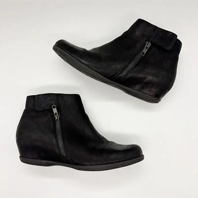 Dansko Leanna Hidden Wedge Bootie Black Size 39 Nubuck Suede Zip Closure Casual - Image 1 of 4