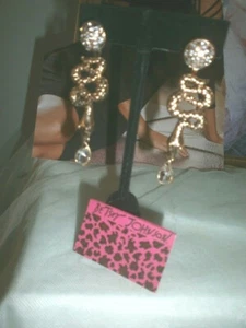 Betsey Johnson Convertible Shake Pierced Earrings - New in Box! - Picture 1 of 3