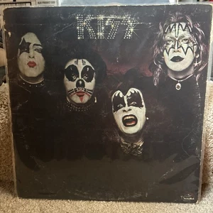 KISS Self Titled 1st Vinyl Record Album 1974 NBLP-7001 - Picture 1 of 6