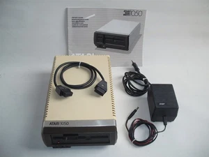 ATARI 1050 w technicznie bardzo dobrym stanie, w tym zasilacz i kabel SIO + instrukcja - Zdjęcie 1 z 8