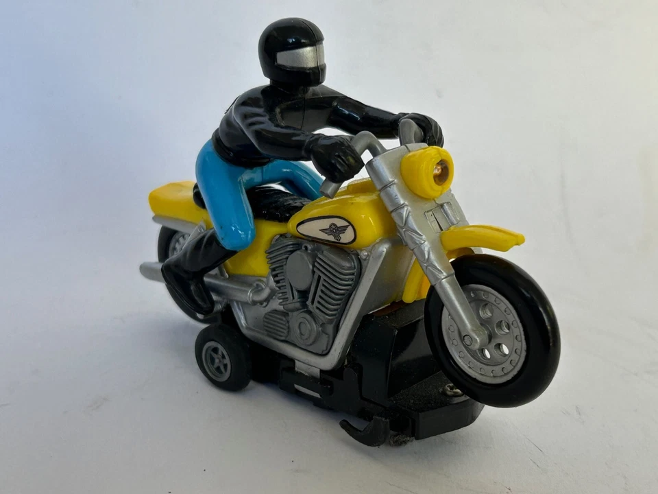 Harley Davidson Motocicleta (Amarillo) Escala 1/32 Slot Car Nuevo en Caja Foto 1 de 4