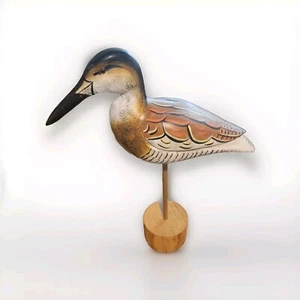 Geschnitzter Holz Ufer Vogel auf einem Ständer Volkskunst primitive Wohndeko - Bild 1 von 1