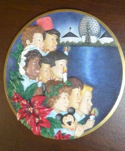 Disney EPCOT 1998 Special Edit Plate "Holidays Around the World at Epcot" signed - Picture 1 of 10