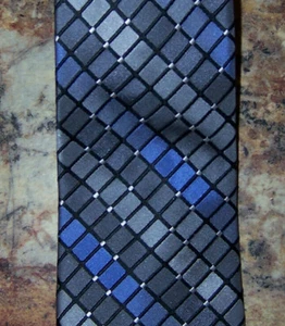 KENNETH COLE REACTION 100% SILK Neck Tie 3-1/2"x 58" Silver Gray & Purple Sateen - Picture 1 of 3