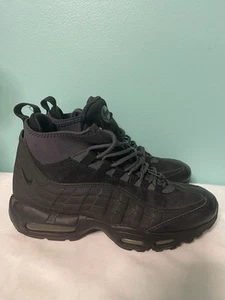 Nike Air Max 95 Sneaker Boot Black Size 8.5. S-502 - Picture 1 of 7