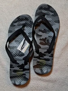 Vionic Manly Gray Camo Flip Flops Sandals Mens 12 Medium Thong Post - Picture 1 of 3