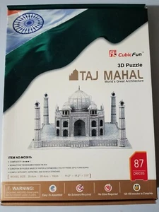 Detailed Architectural Model Taj Mahal 7 inches Tall - Includes Book! - Picture 1 of 3