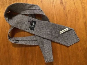 CORBATA DE CUELLO DRAKE'S 60% Seda/40% Lana Gris Tejida Melange Hecha a Mano en Londres Reino Unido - Imagen 1 de 4
