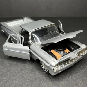 Signature 1:32 Scale Diecast Model ~ 1959 Chevrolet El Camino ~ NMMM Edition - Bild 1 von 12