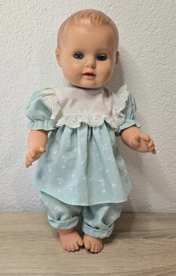 Poupée de jeu poupée vinyle Schildkröt Doll 39 yeux dormeurs collector vintage - Photo 1/4