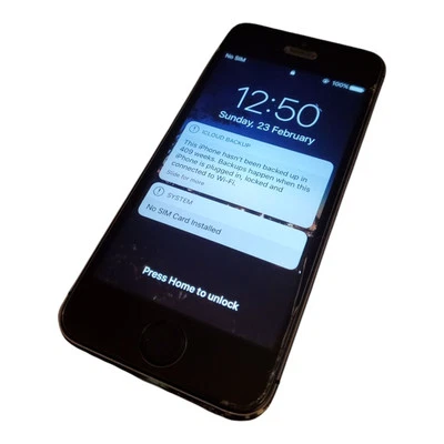 Apple iPhone 5s modelo A1533 funcionando bloqueado operadora desconhecida preto cinza - Imagem 1 de 4