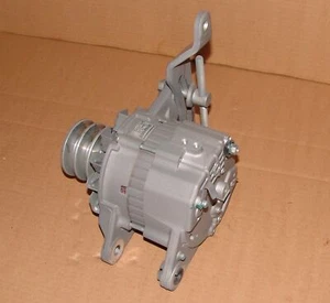 Mitsubishi A4TU9685 alternator 50 amp , 24 volt OEM Isuzu - Foto 1 di 3