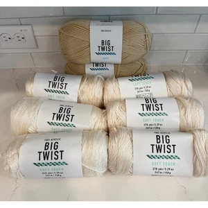 Big Twist Soft Touch Yarn Bundle White and Cream 8 skeins New - Picture 1 of 7