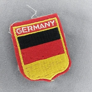 Germany Flag Souvenir Ski Tourist 2 3/4" Felt Patch - Picture 1 of 2