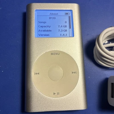 Silver Apple iPod Mini 2nd Gen. 8 GB FLASH Mod/New Battery - Image 1 of 4