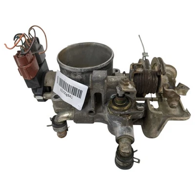 2001-2002 Nissan Xterra 3.3L V6 A/T Throttle Body Assembly OEM - Image 1 of 4