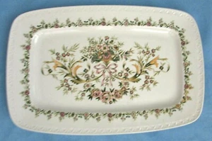 Vintage VILLEROY BOCH TRIANON Serving PLATTER Tray Dish 14.5" X 9.5" - Picture 1 of 4