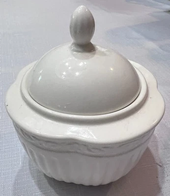 Azúcar Mikasa Italian Countryside DD900 con tapa marfil 1994-2000 gres Foto 1 de 3